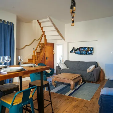 Jolie Maison A Etage Vue Chenal, Quartier La Chaume - 5 Personnes Ле-Сабль-д’Олон